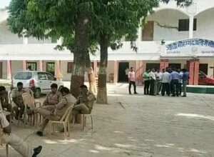 इंटर काॅलेज में वंदे मातरम व भारत माता की जय बोलने को लेकर उपजे विवाद के बाद तनाव, फोर्स तैनात
